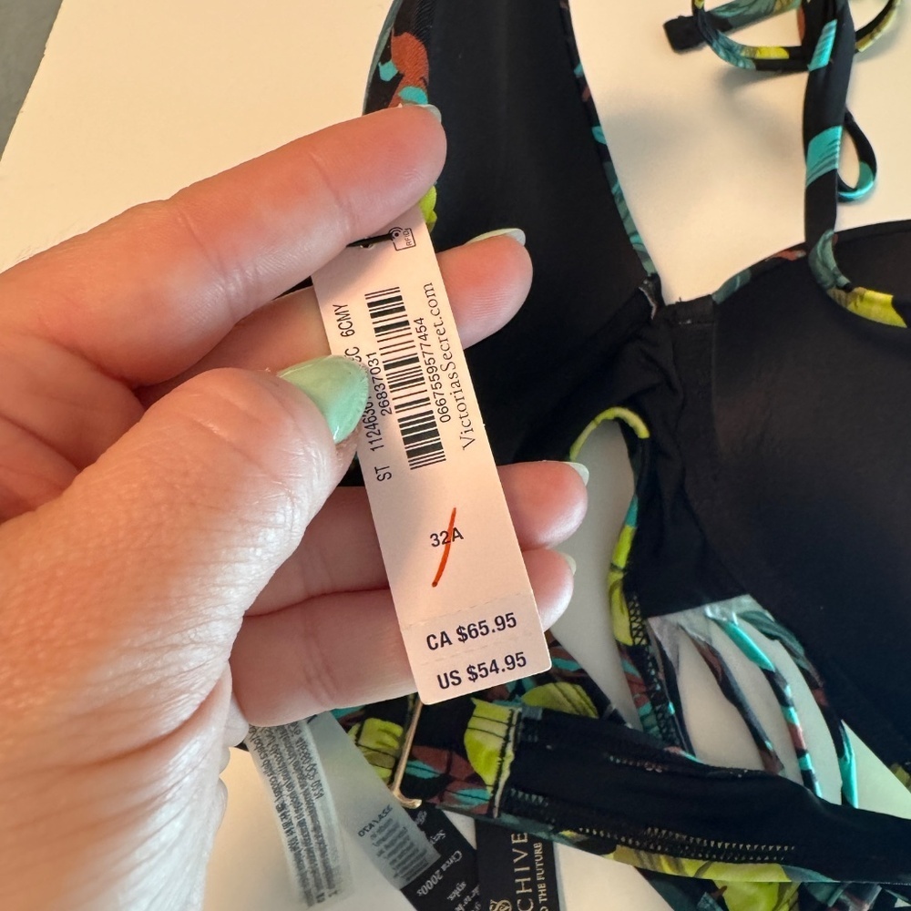 Victoria’s Secret Swim Bikini Set Brazilian Tropical Pattern Small, 32A NWT - Picture 8 of 12
